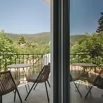 Capital Skopelos Aparthotel