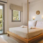 Capital Skopelos 3* Neo Klima