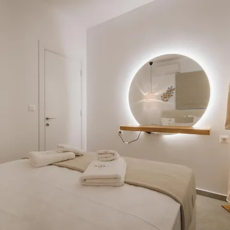 Capital Skopelos Apart-hotel *