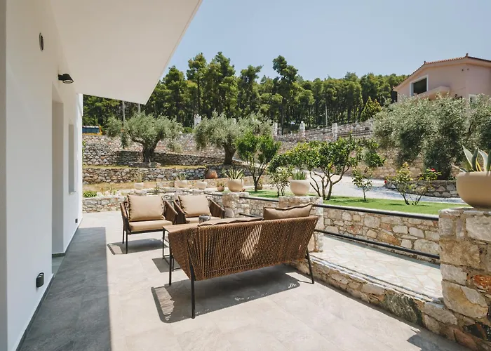 Capital Skopelos شقة فندقية