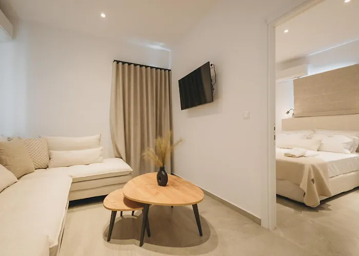 Capital Skopelos شقة فندقية 3*