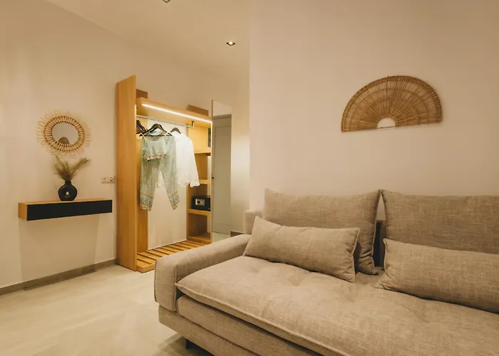 Capital Skopelos شقة فندقية 3*