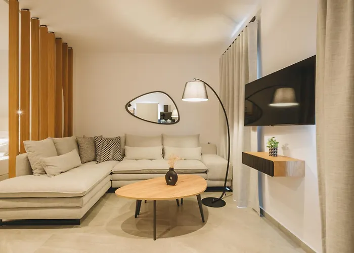 Capital Skopelos شقة فندقية